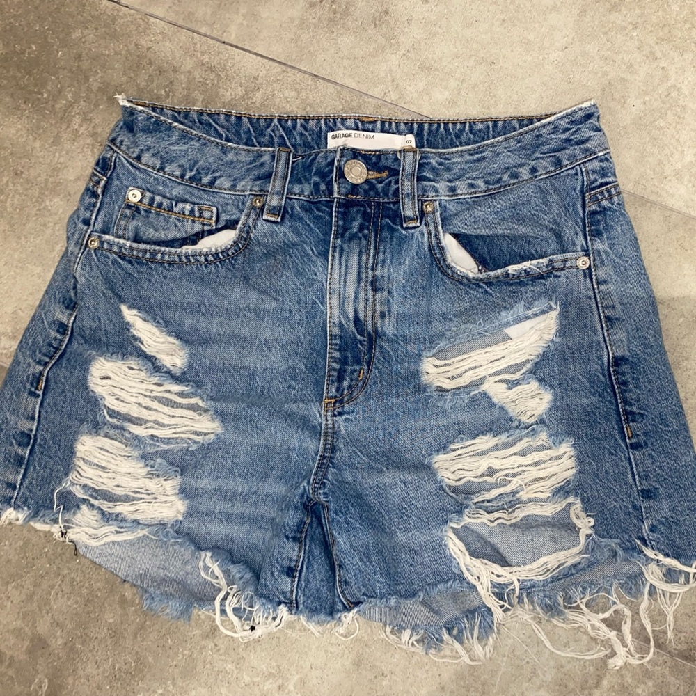 MOM SHORT